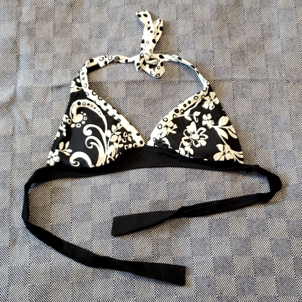 Black and white tie bikini top